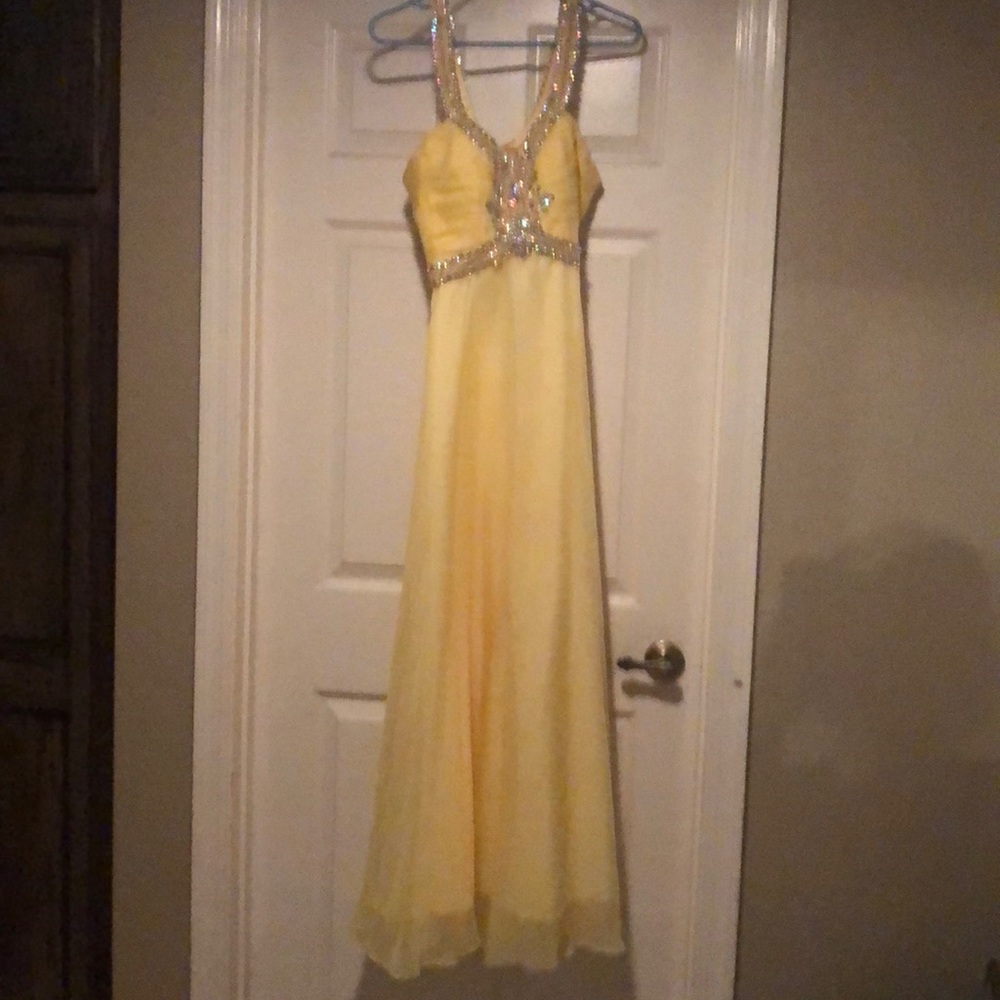 Beautiful Yellow Dress